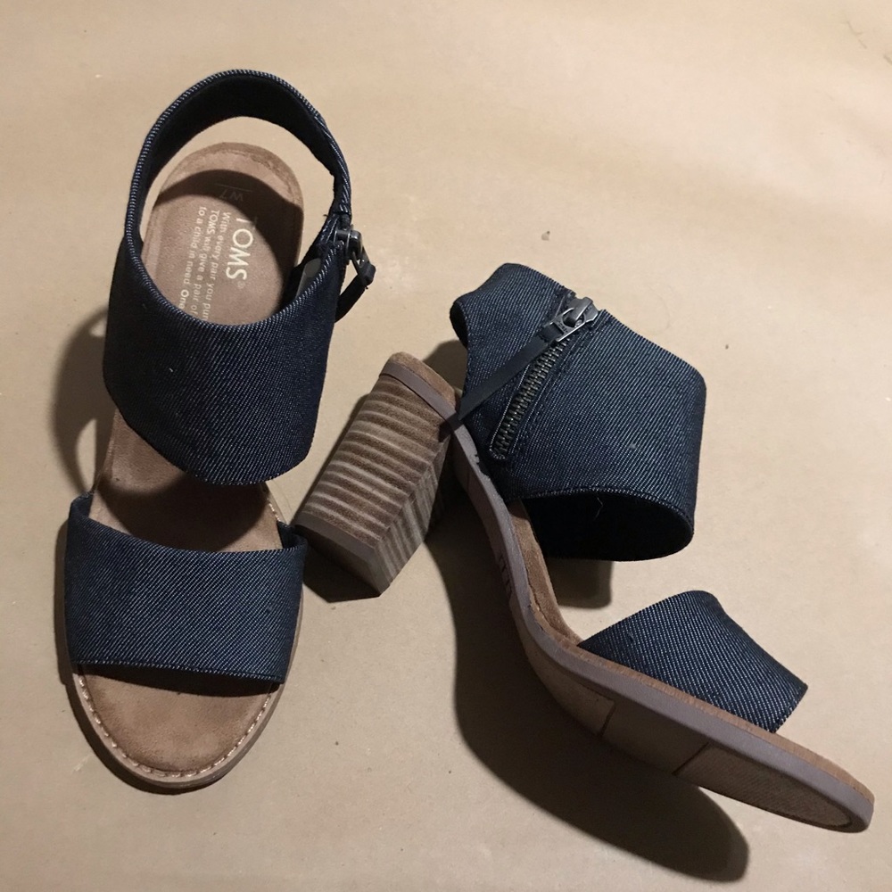 TOMS heels